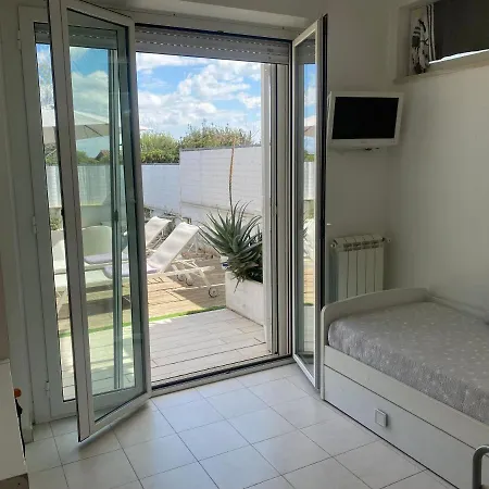 Fregene House - Jacuzzi & Garden Dom wakacyjny